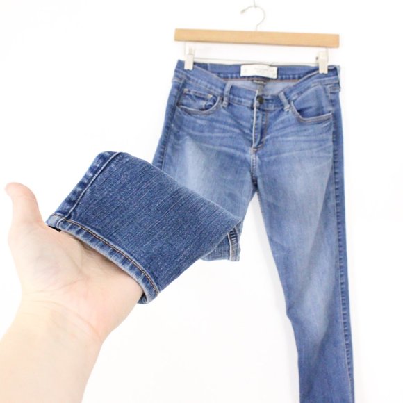 *Abercrombie & Fitch Medium Wash Mid Rise Skinny Jean - Picture 5 of 7